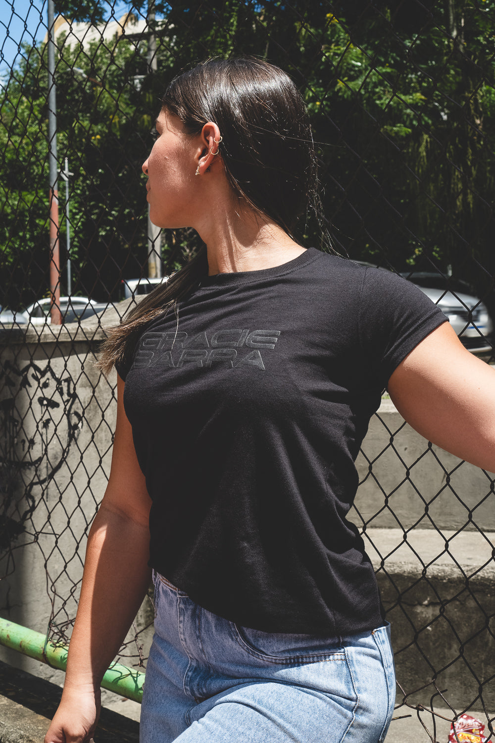Camiseta Incognito V2 Feminina - Preta