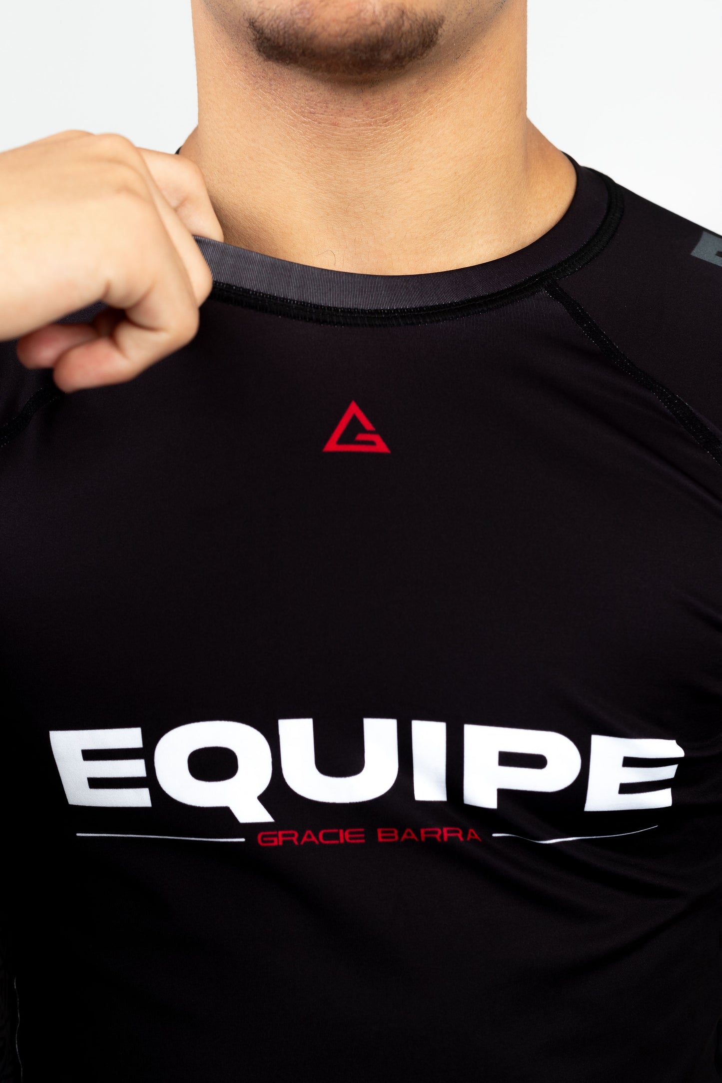 Rashguard Ranqueada GB Essentials- Preta